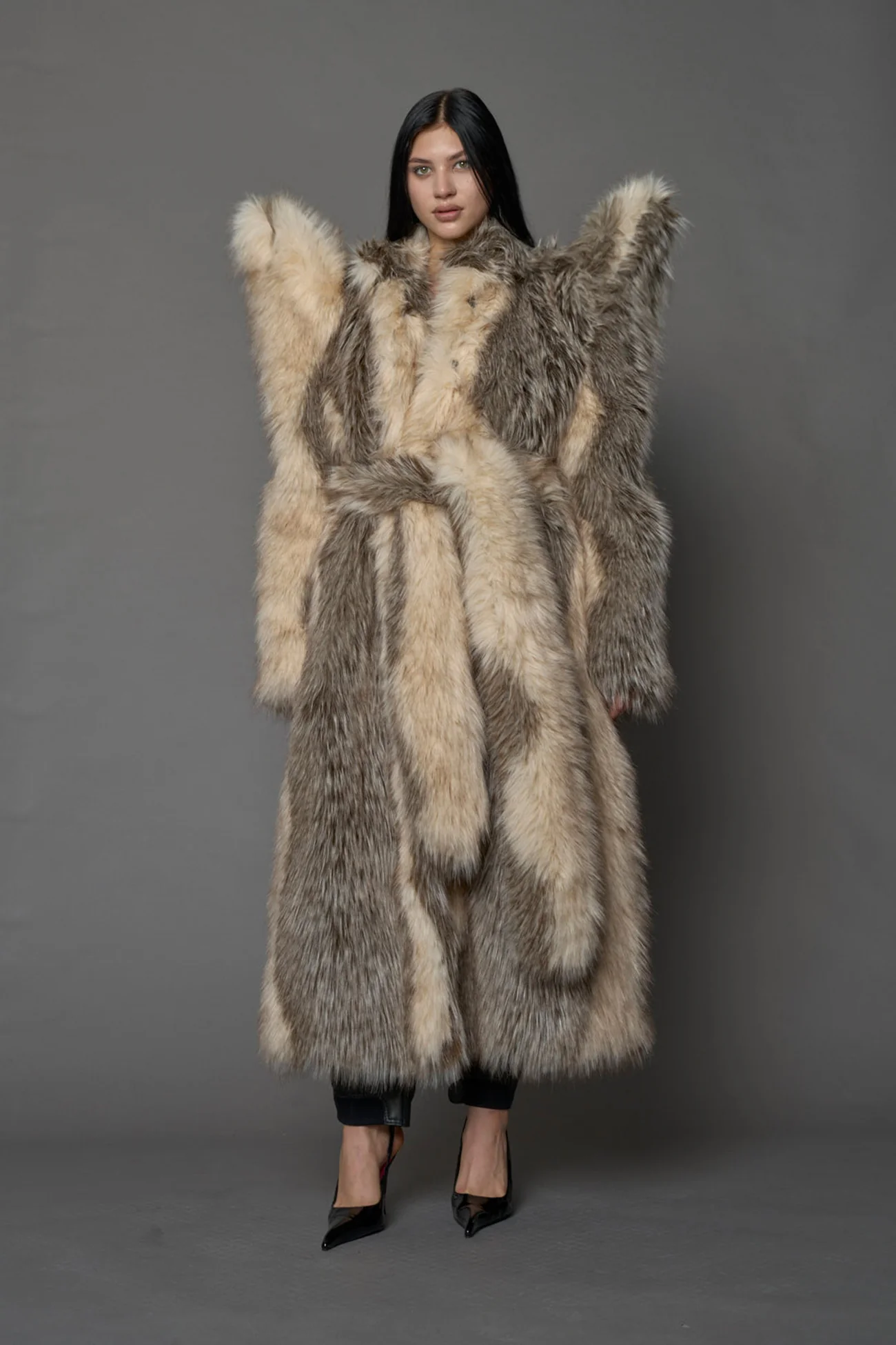 doomsday faux fur coat - Image 15