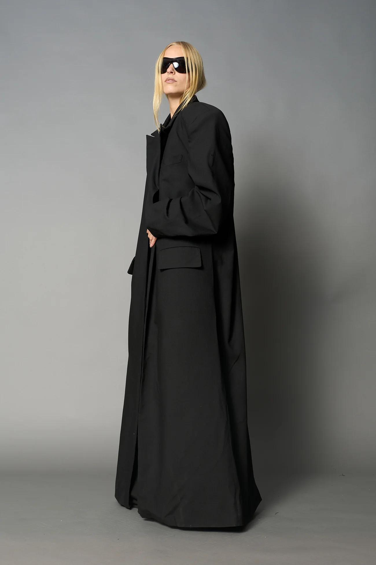 Elongated Blazer Coat - Image 9