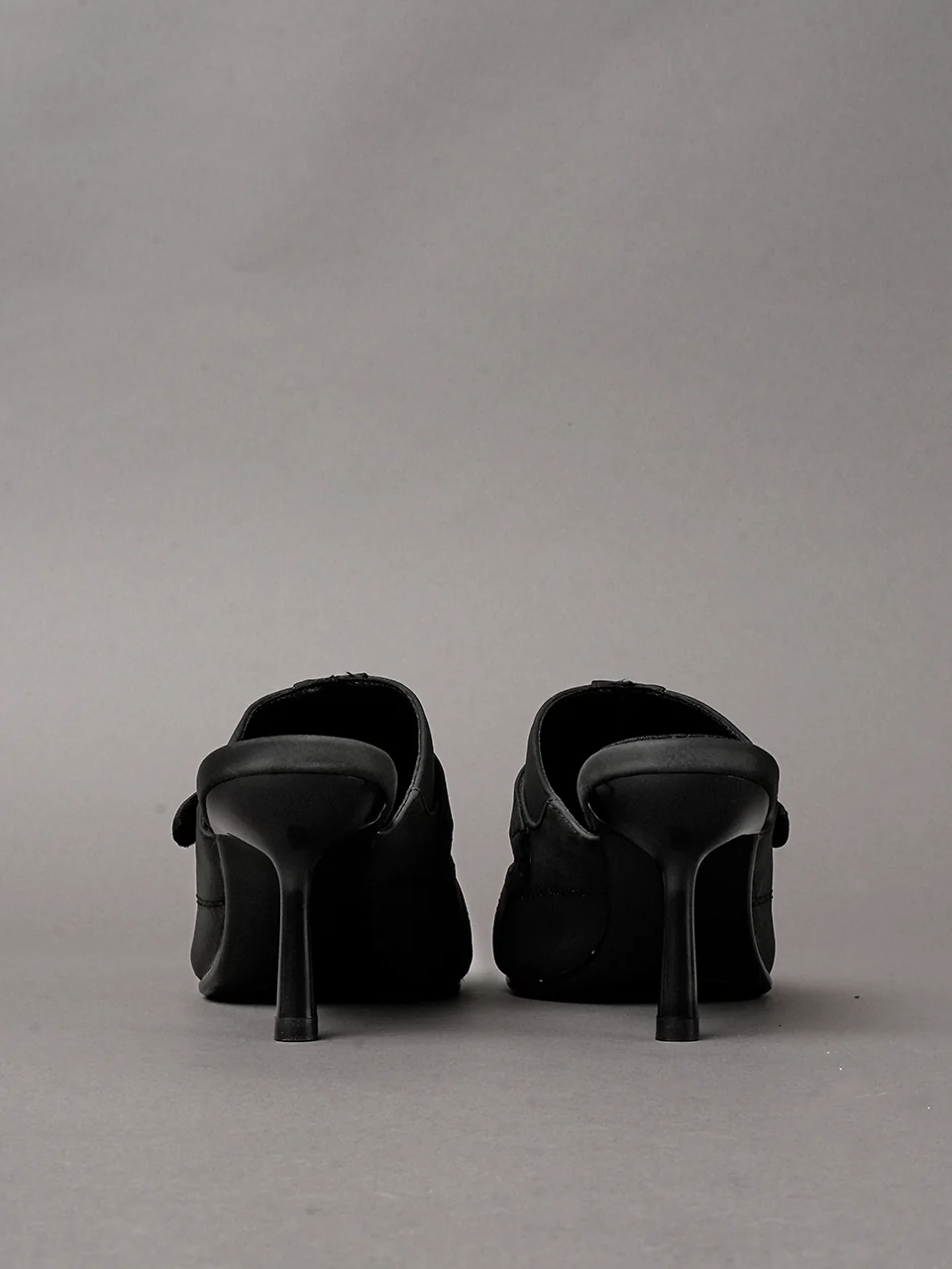 Moto Tabi Mules - Image 5