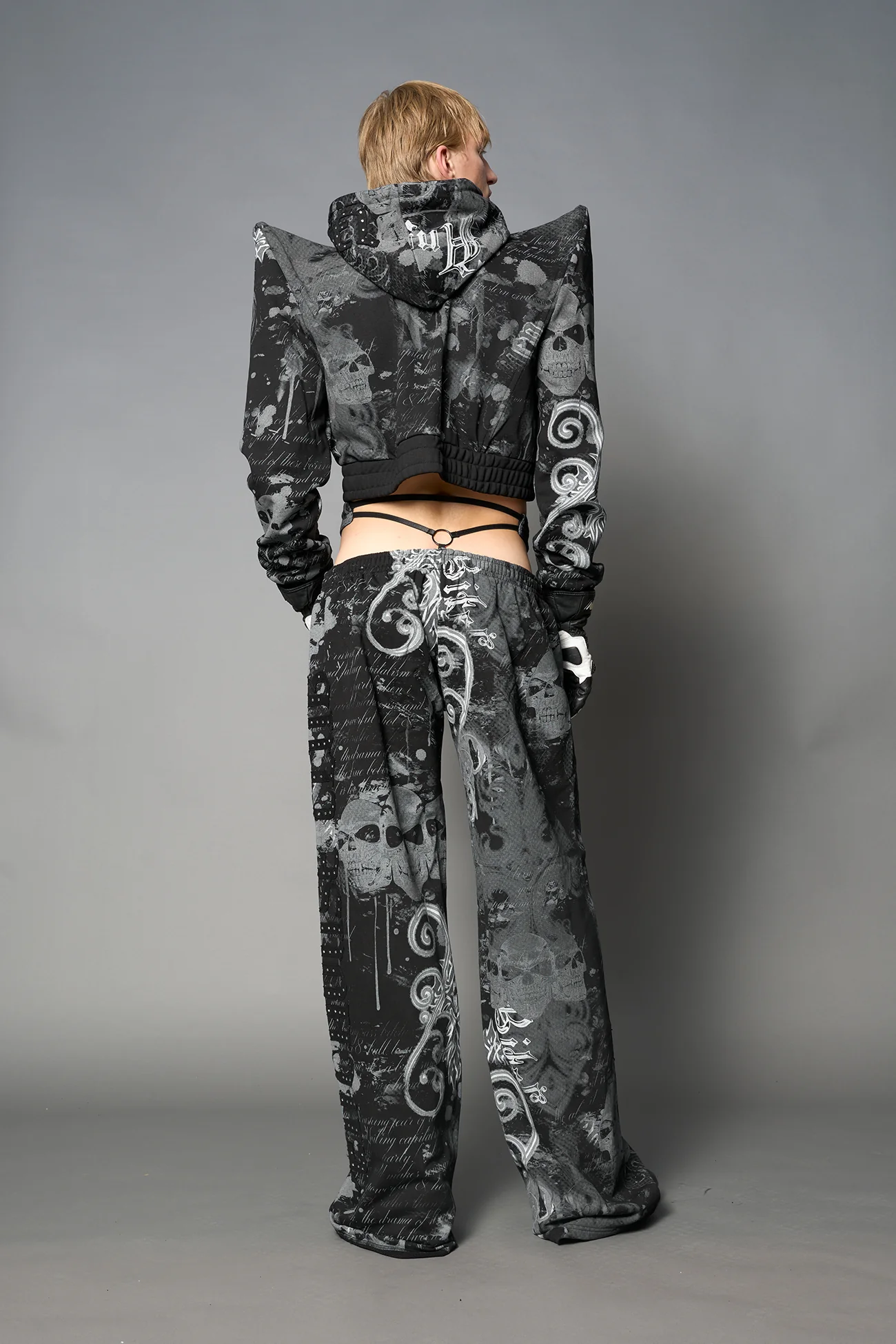 Penthouse Zip Jacket - Image 12
