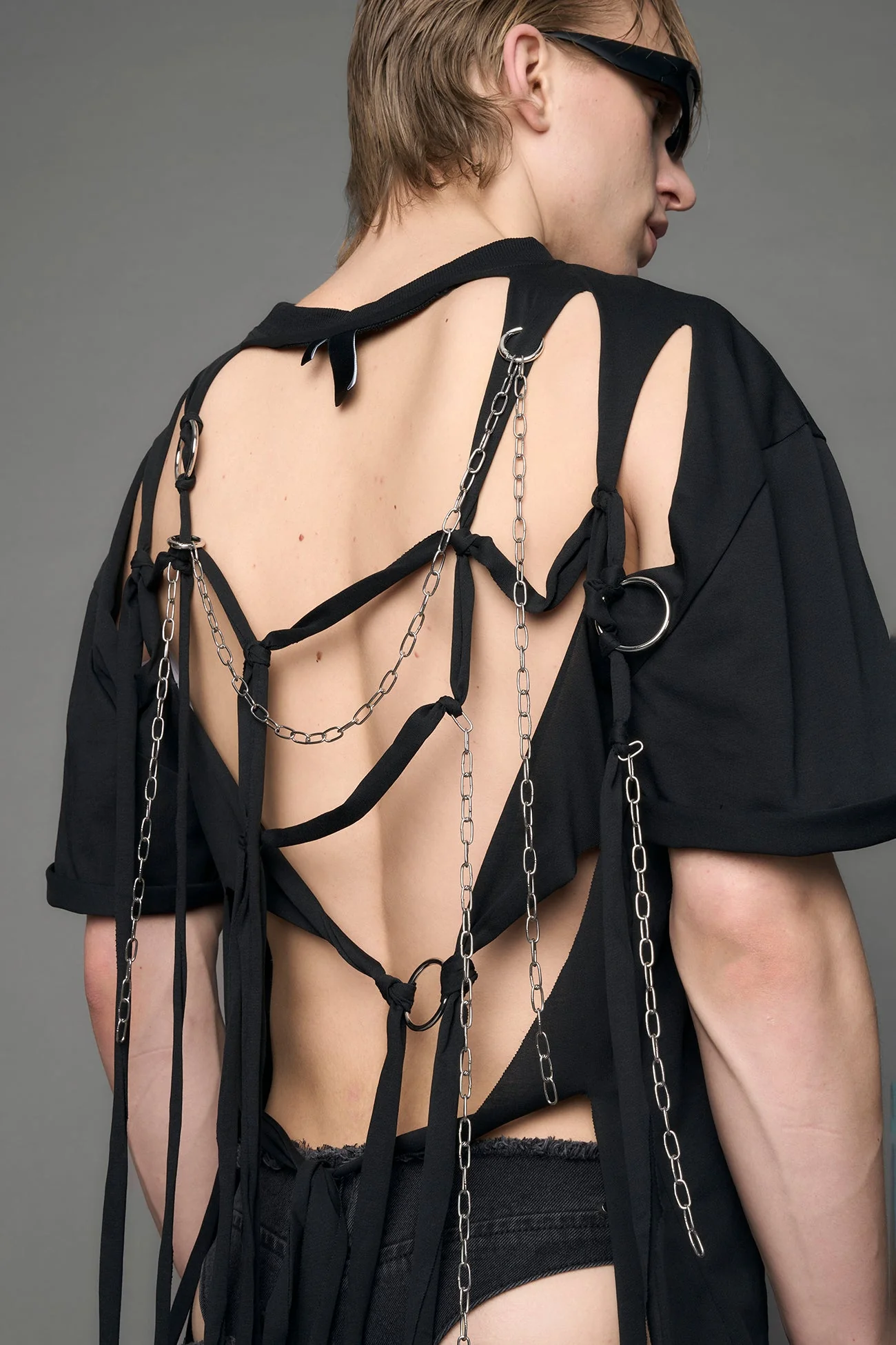Shredded Chain T-Shirt - Image 8
