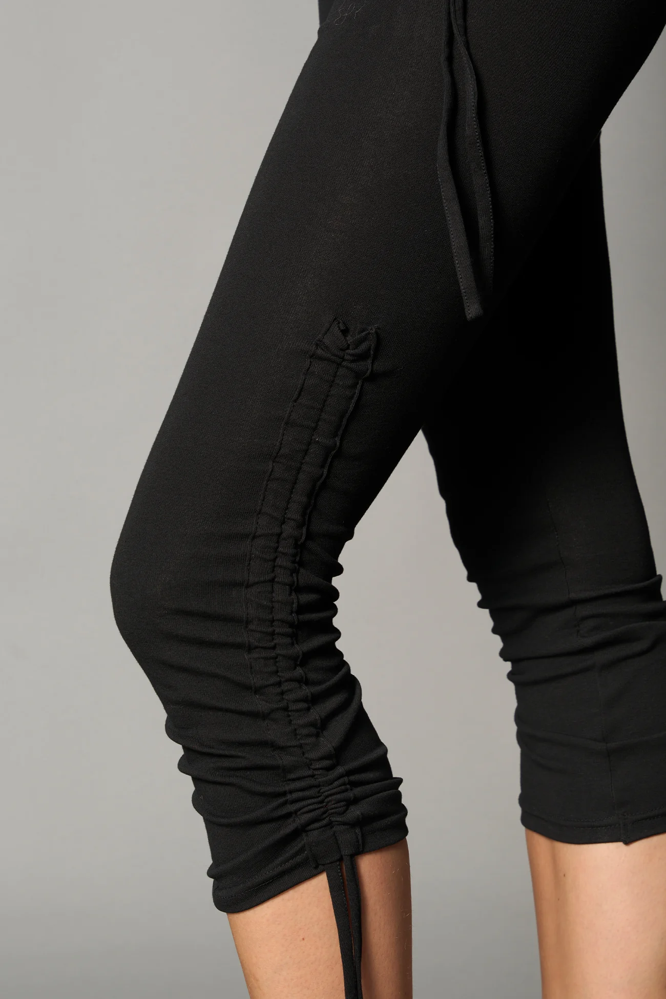 Totally Capris - Image 5