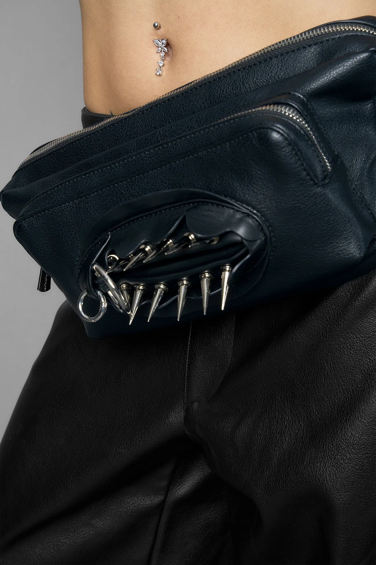 Vulva Bum Bag - Image 5